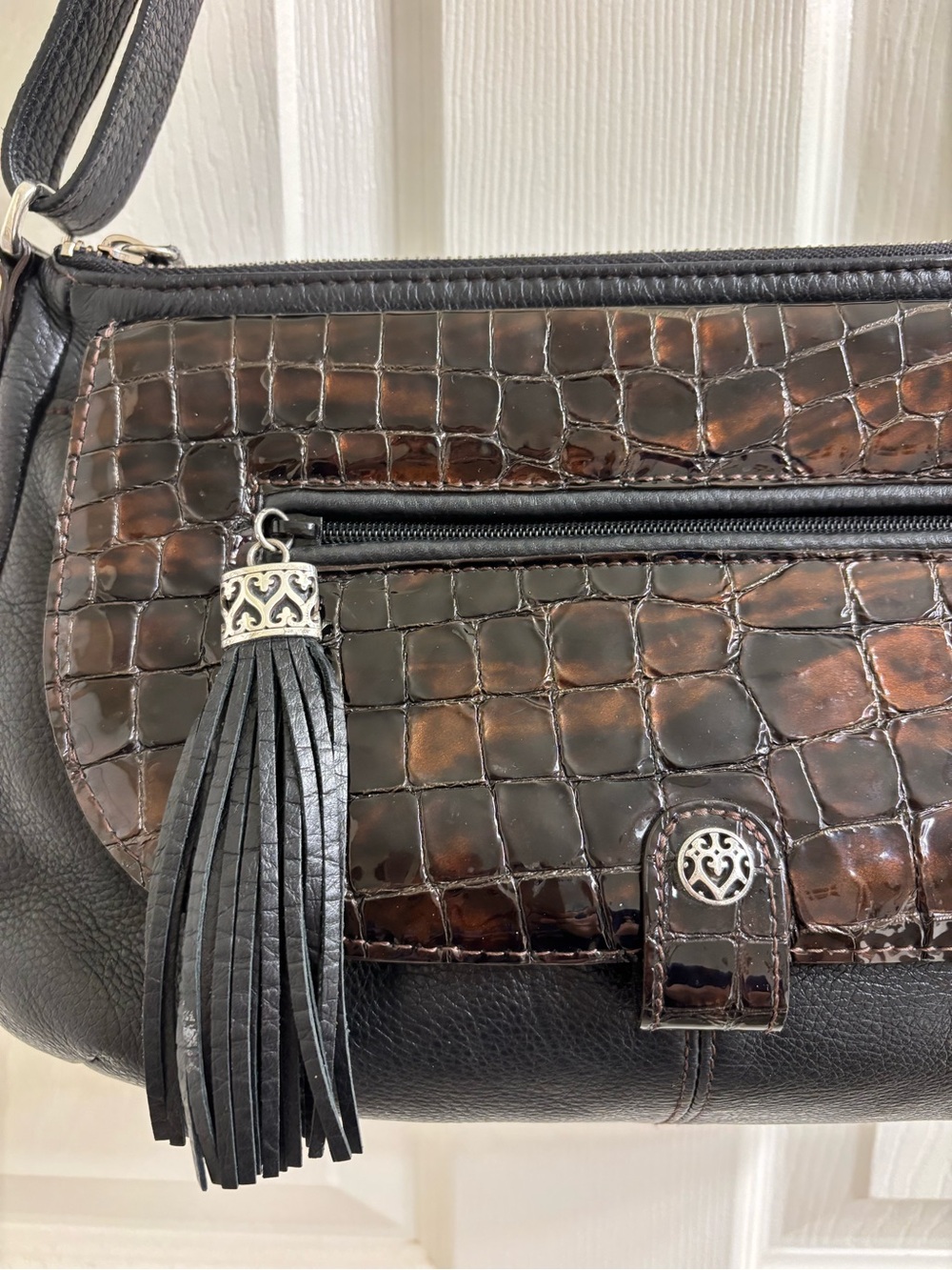 Brighton pebbled and croc embossed leather shoulder/crossbody satchel - Picture 3 of 11